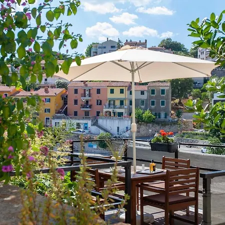 Near The Waterfront, 08 Apartment Rabac
